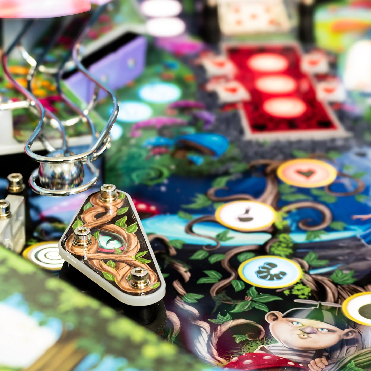 Alice Goes To Wonderland Pinball Machine